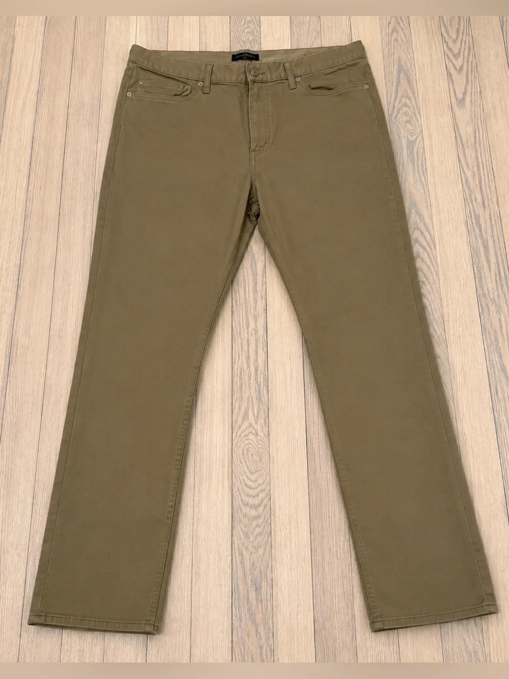 BANANA REPUBLIC Men’s Slim Fit Sueded Chino Pants Mojave Desert Khaki 38x32